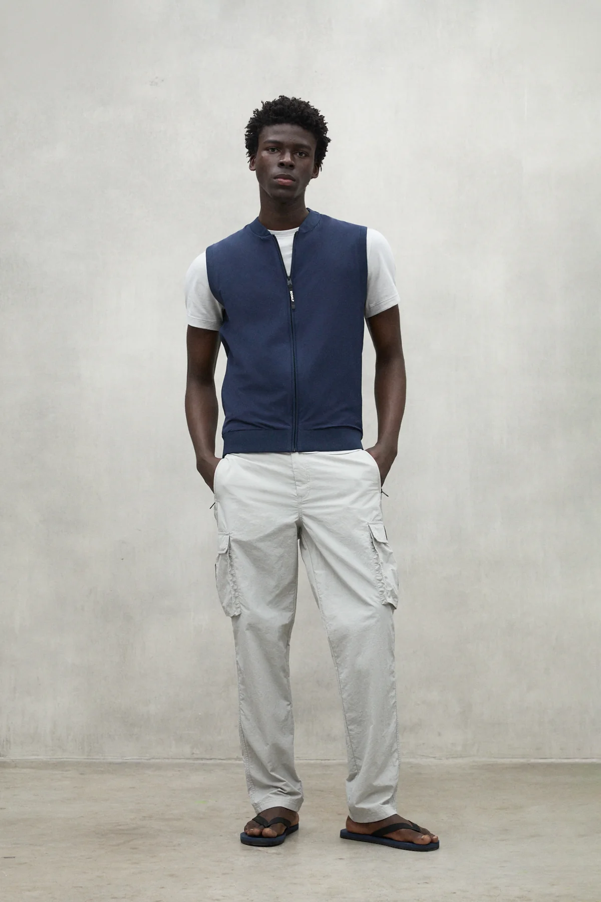 color-kobusalf-knitted-vest-man